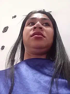 LexyJohnnes_: онлайн-секс-чат