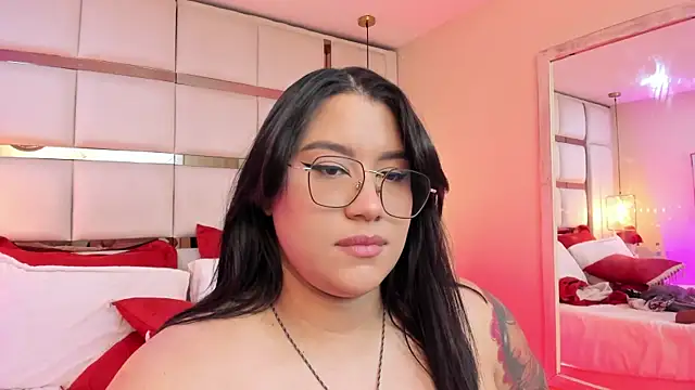 Chat +18 de elizavenus ao vivo