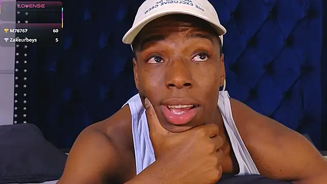 CharlesBrown_: απευθείας συνομιλία ΧΧΧ