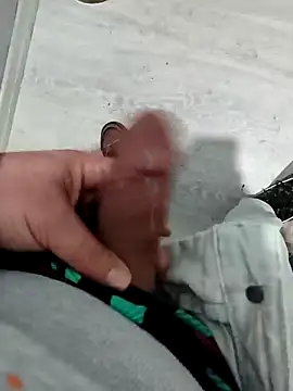 emremodel Adlı Modelin Web Kamerası Şovu