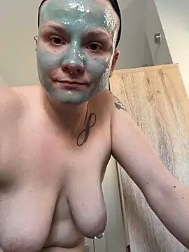 Fiebie_licious_ – Live XXX-chat