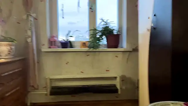 PaulaTisch Adlı Modelin Canlı XXX Sohbeti