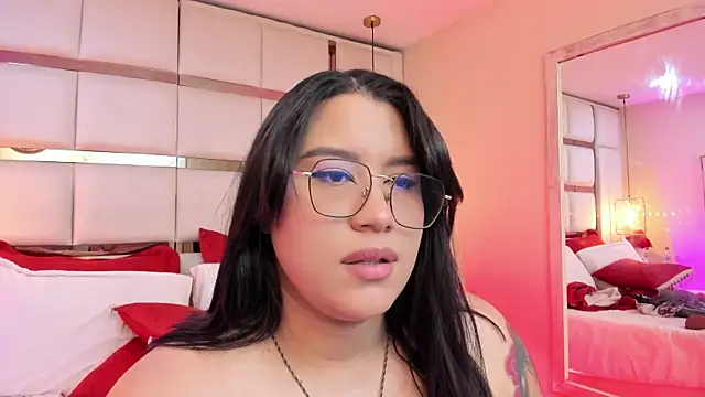 elizavenus Adlı Modelin Canlı XXX Sohbeti