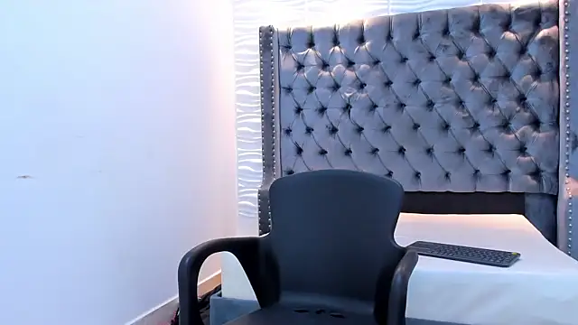 Chat XXX ao vivo de MARSHALL_SPENCER