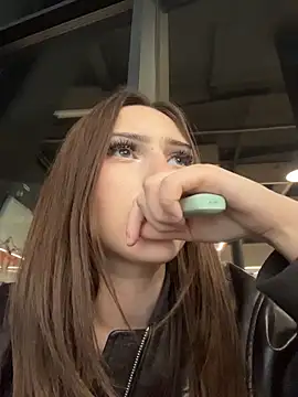 AnitaFly – Naživo XXX chat