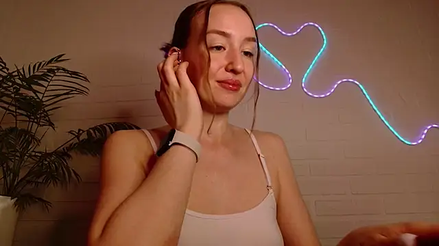 WhitePrincessLuna's Live XXX Chat