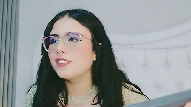 دردشة ScarlettPetrova الجنسية المباشرة