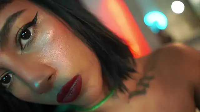 JulietaWinona live XXX chat