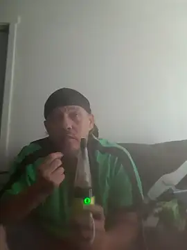 Chatroom XXX en direct de yourMasterisBored