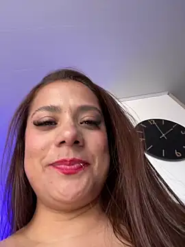 Chatroom XXX en direct de Pretty__Milf