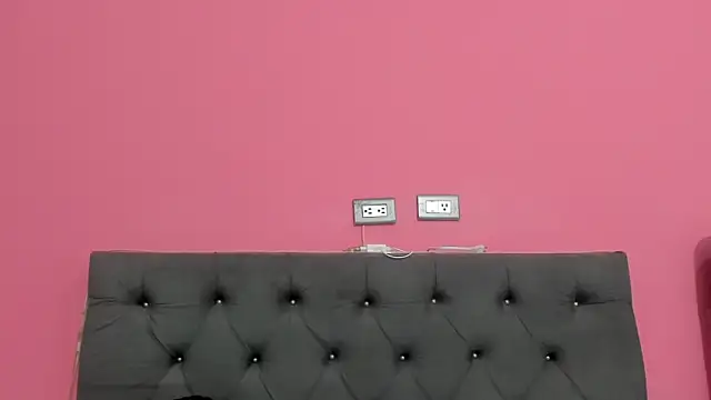 ariloe_quintero 라이브 XXX 채팅