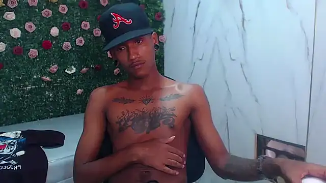 XXX chat uživo modela ManSant