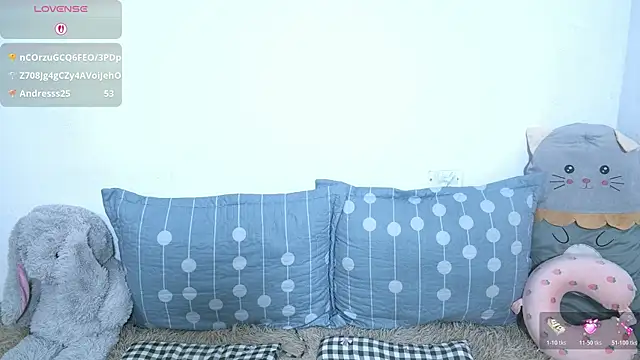 petite_paola Live XXX Chat