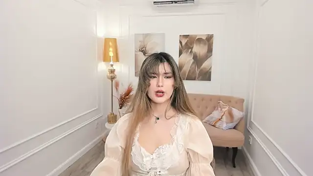 AnneTLi élő XXX-chatje