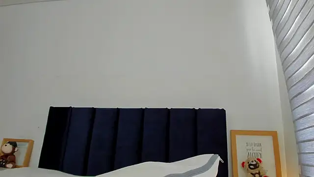 melanie_roux__ live XXX chat