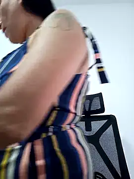 dalia_milf_coのライブXXXチャット