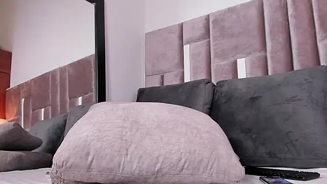 Nia_Bunny live XXX chat