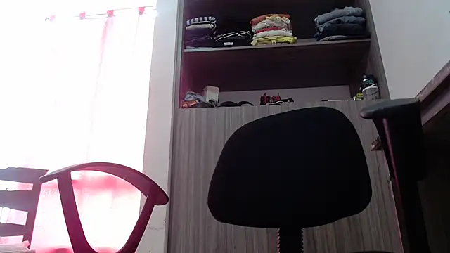 nicolle_milf1978 live XXX chat