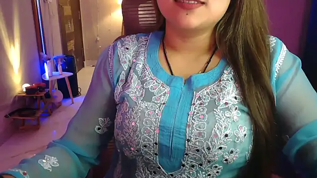 Mitikaa Live XXX-Chat