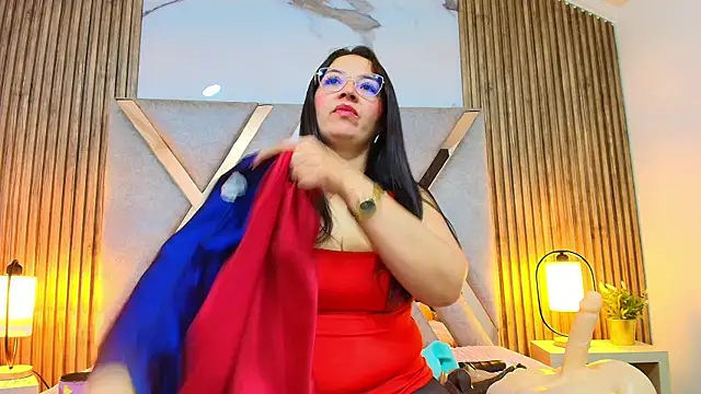 Chat +18 de CharlotteSchmidtt ao vivo