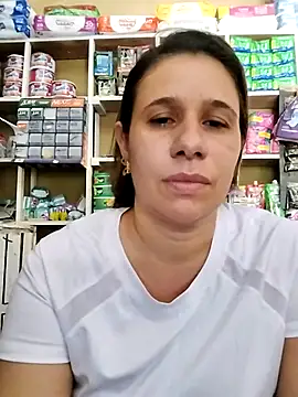 MIA-LARIOS Live XXX-Chat