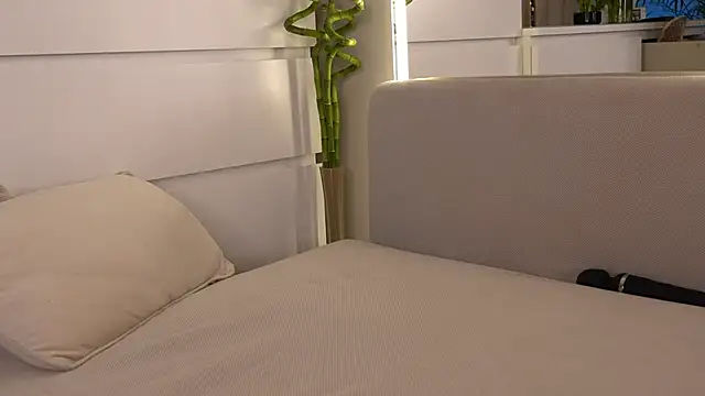 Tinydoll_XO Live XXX-Chat