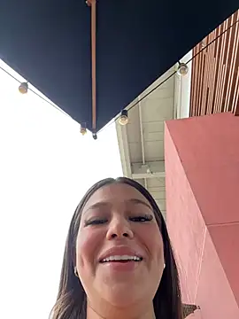 Alyshanon18 live XXX chat