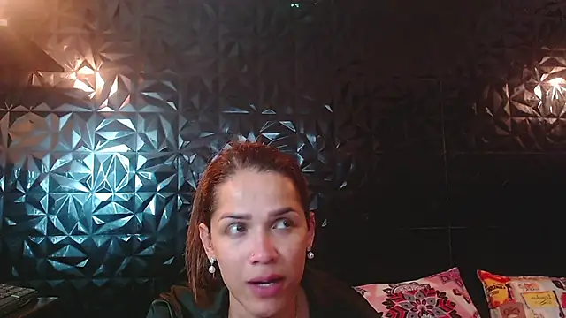 PINK__LOLA1 – Kamerová šou