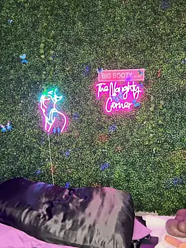 โชว์เว็บแคมของ RenaThickAss