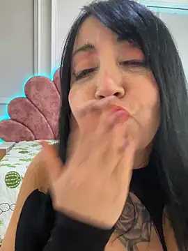 eva_sexx69 Adlı Modelin Web Kamerası Şovu