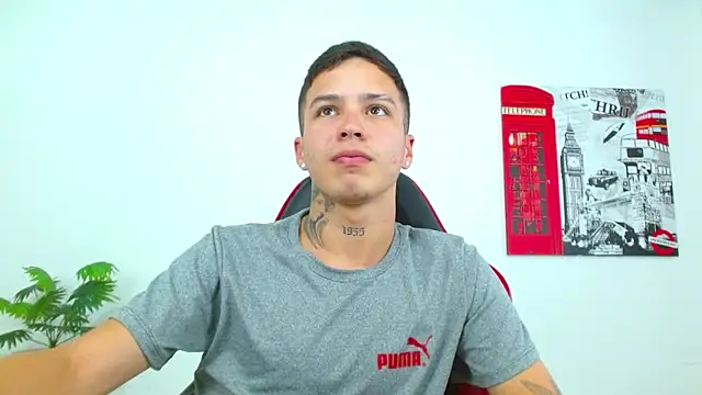 Cumandres18 Show in webcam