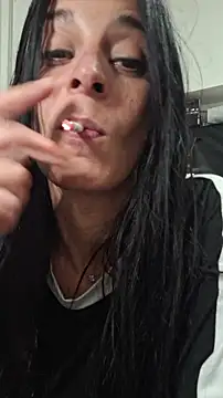 Viola43 即時 XXX 聊天