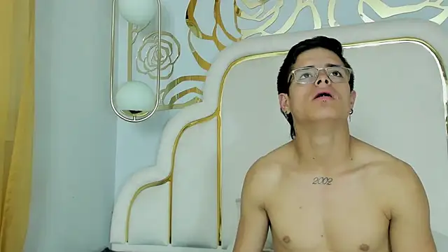 midnightlust_vc 即時 XXX 聊天