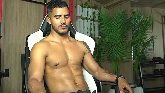 Reik_VonnのライブXXXチャット