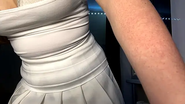 Amy_Maev Adlı Modelin Canlı XXX Sohbeti