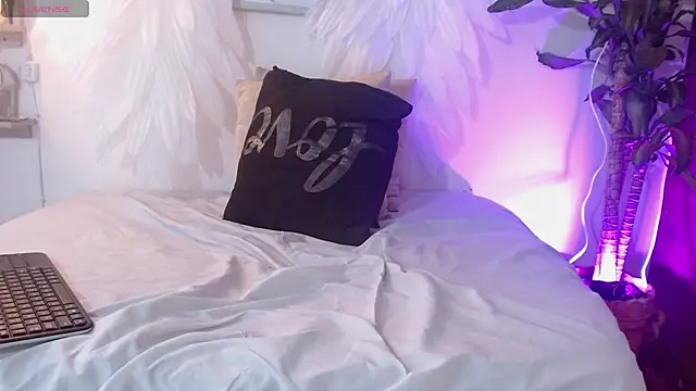 melany_benson 即時 XXX 聊天