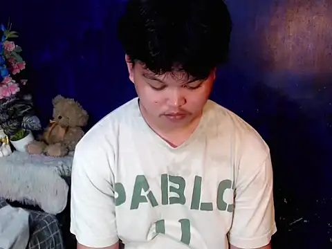 Rain_cum's Webcam Show