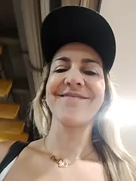 Monita_Med Chat XXX in diretta