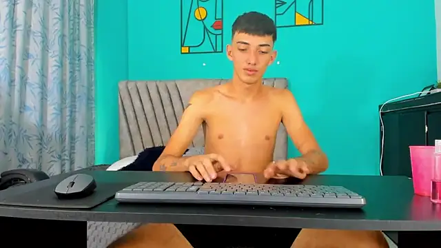 แชท XXX สดของ Maikol_Ortiz