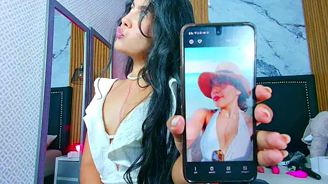 lizza_oss Adlı Modelin Canlı XXX Sohbeti