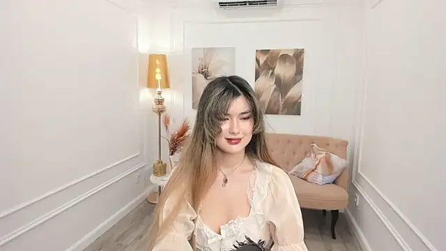 AnneTLi 即時 XXX 聊天