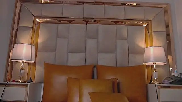 ValentinaBreats' Live XXX Chat