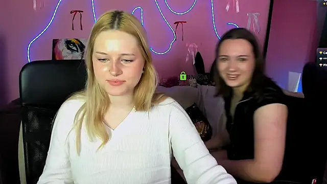 trixy_melison's Live XXX Chat