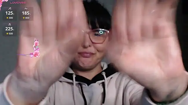 Živý XXX chat _Brynetka_