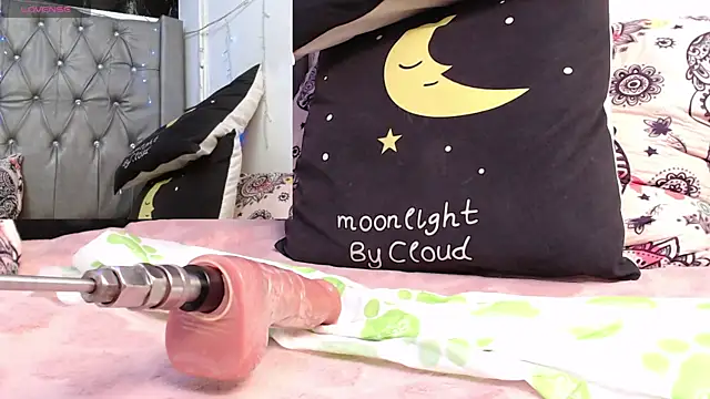 LAILAGUMMY: онлайн-секс-чат