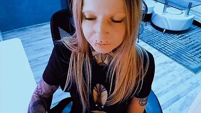 InesGold – Live XXX-chat