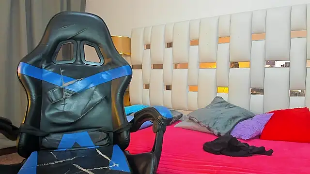 Alessandro_Abruzzo webcam show