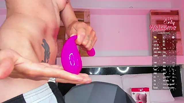 Czat XXX na żywo – AmberAdams_