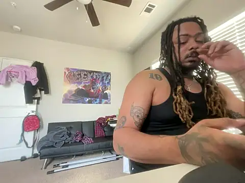 4EVAGLACIERS Chat XXX live