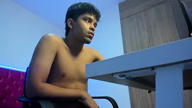 rynar_23 Pertunjukan Webcam